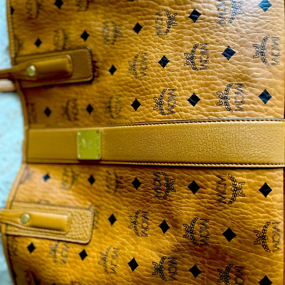 Mcm Medium Reversible Tote In Cognac Color - image 1